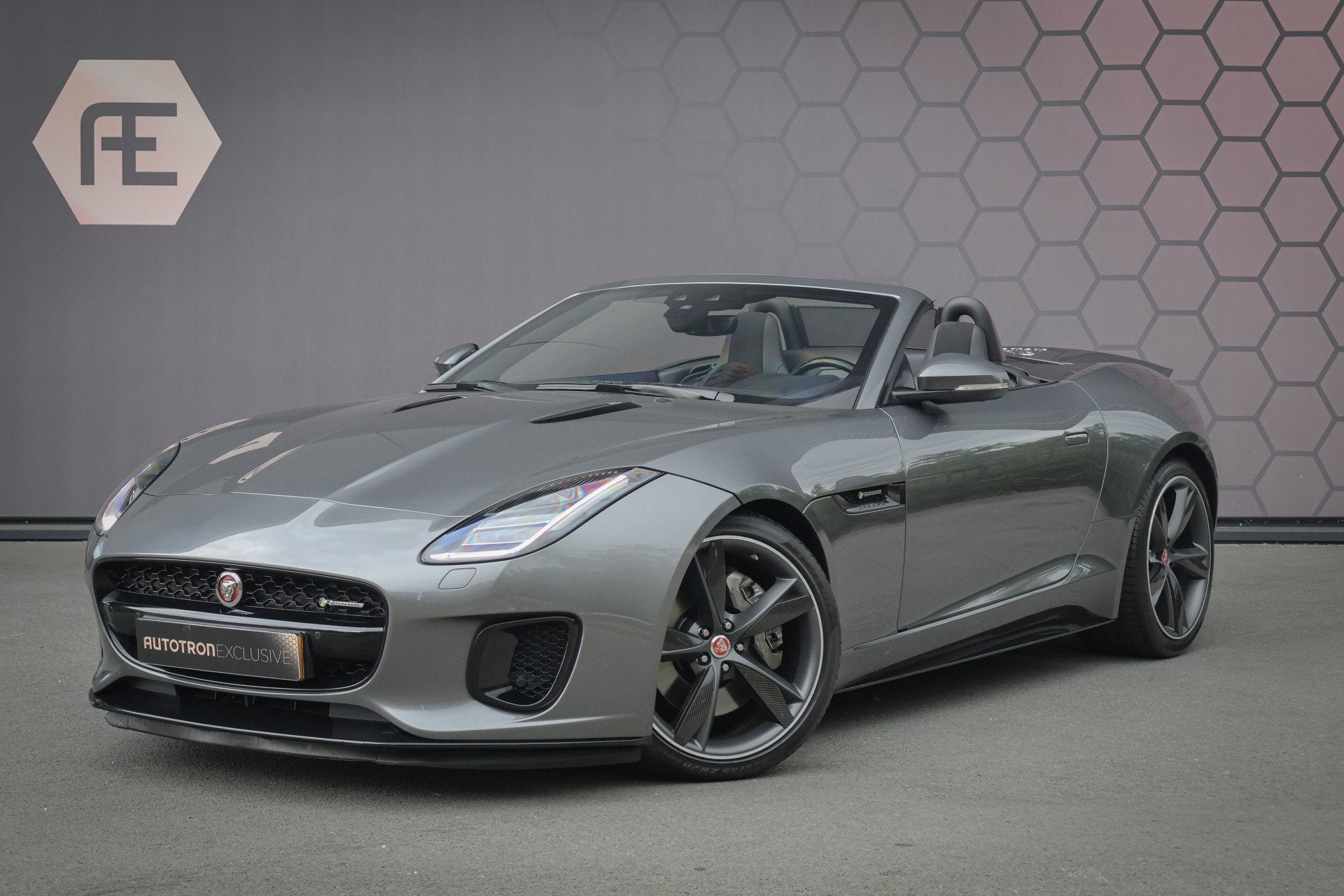 Jaguar F-Type P300 R-Dynamic | 20" CARBON INLEG VELGEN | LED, Auto's, Automaat, Achterwielaandrijving, 4 cilinders, Cabriolet