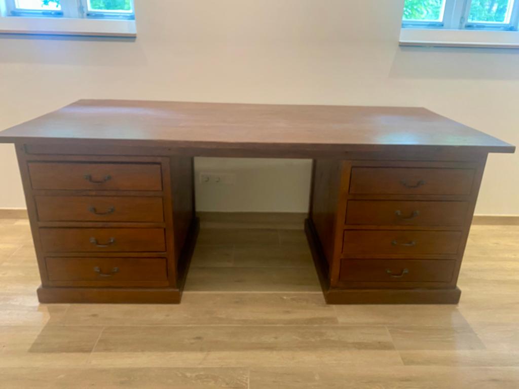 Houten bureau met laden, Huis en Inrichting, Ophalen, Overige typen, Gebruikt, Bruin