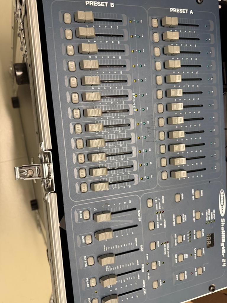 Showtec licht tafel, Ophalen, Zo goed als nieuw, Licht