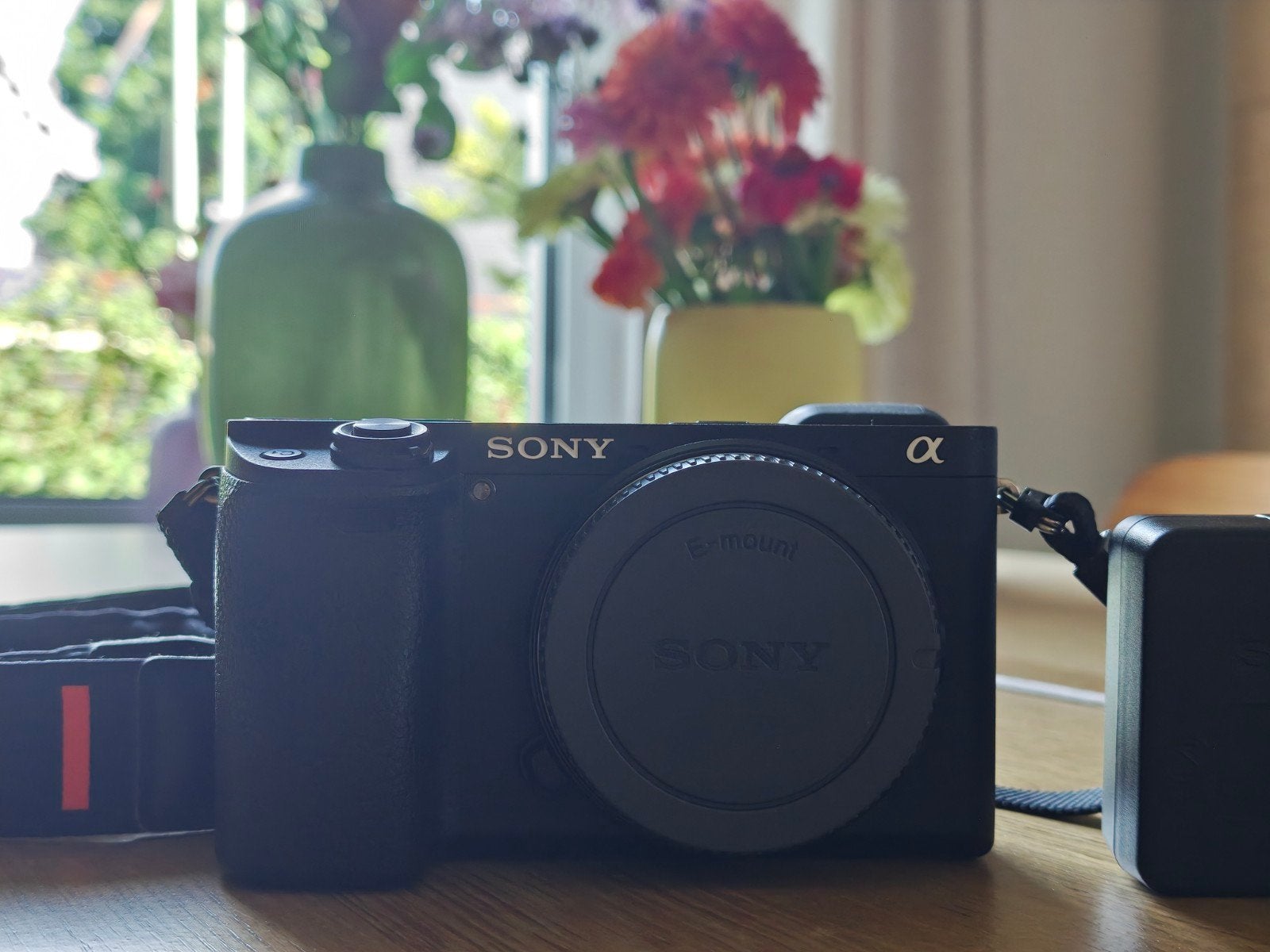 Sony A6300, Ophalen of Verzenden, Zo goed als nieuw, Accu, Sony