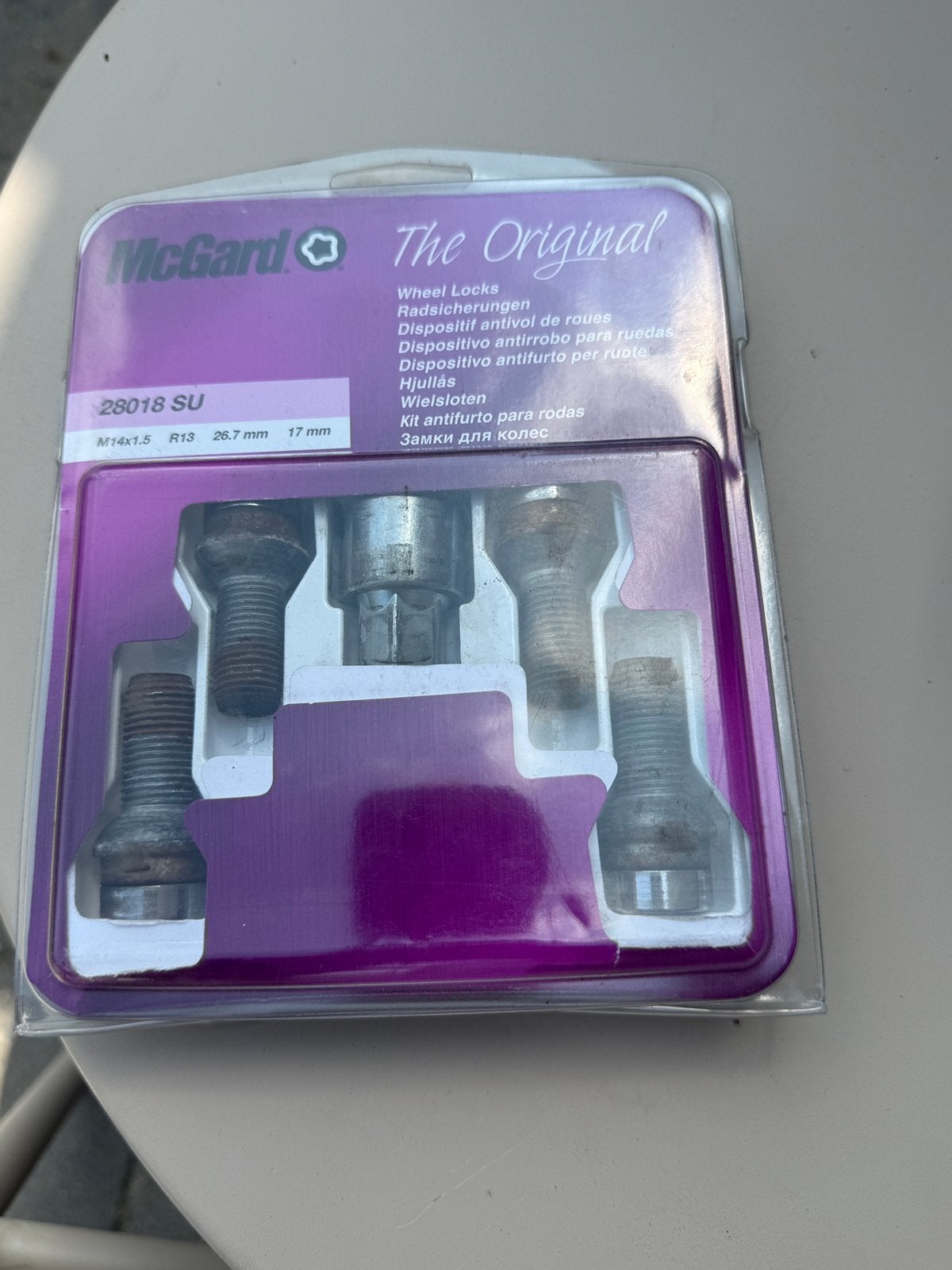McGard wielslotenset (model 28018 SU), Ophalen