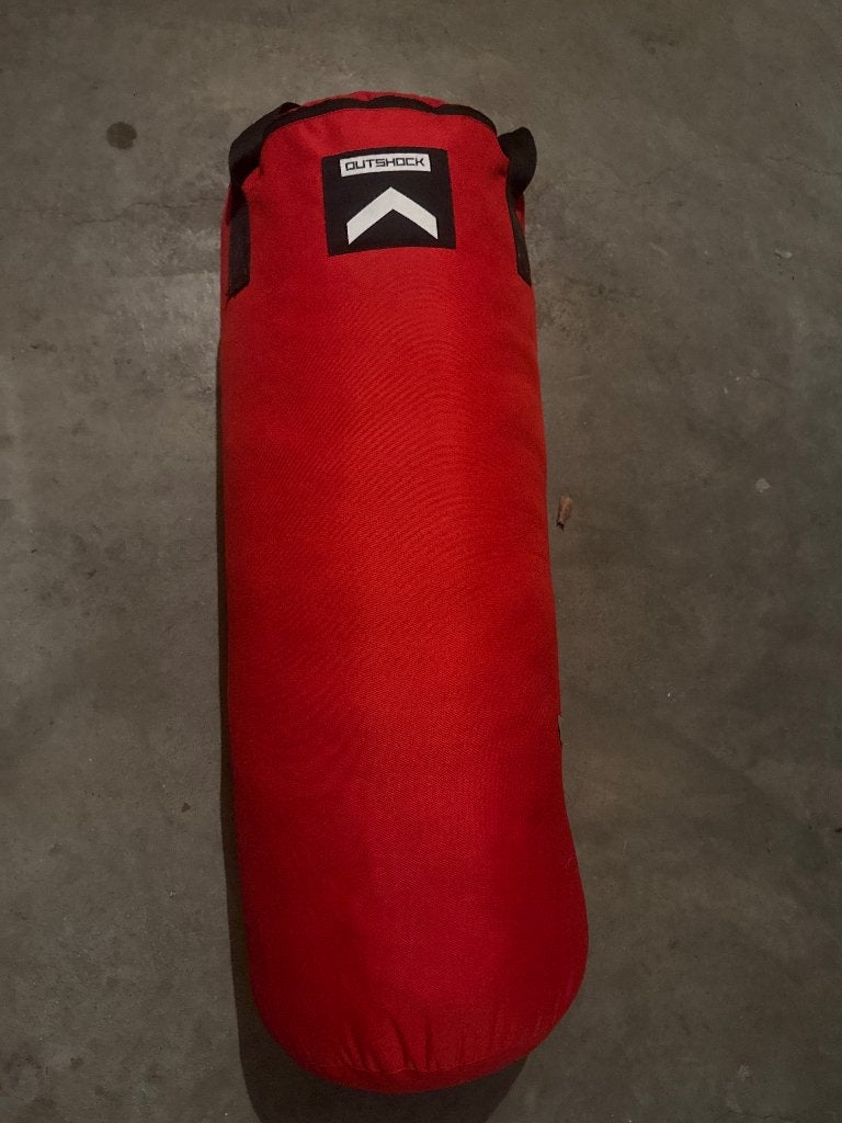 Outshock Bokszak - Rood, Sport en Fitness, Boksen, Ophalen, Zo goed als nieuw, Bokszak