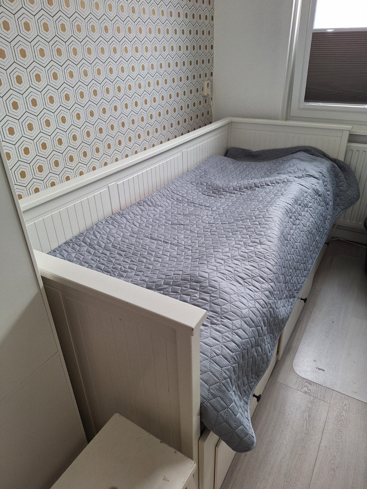 Wit tweepersoonsbed uitschuifbed met opberglades, Huis en Inrichting, Ophalen, Gebruikt, Wit, Tweepersoons