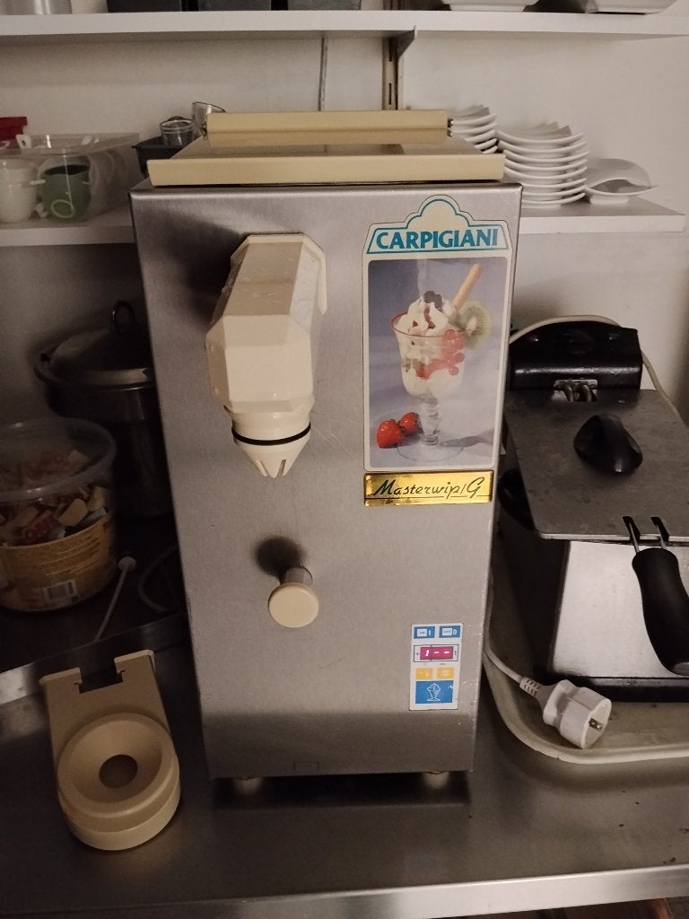 Slagroom apparaat, Ophalen, Gebruikt