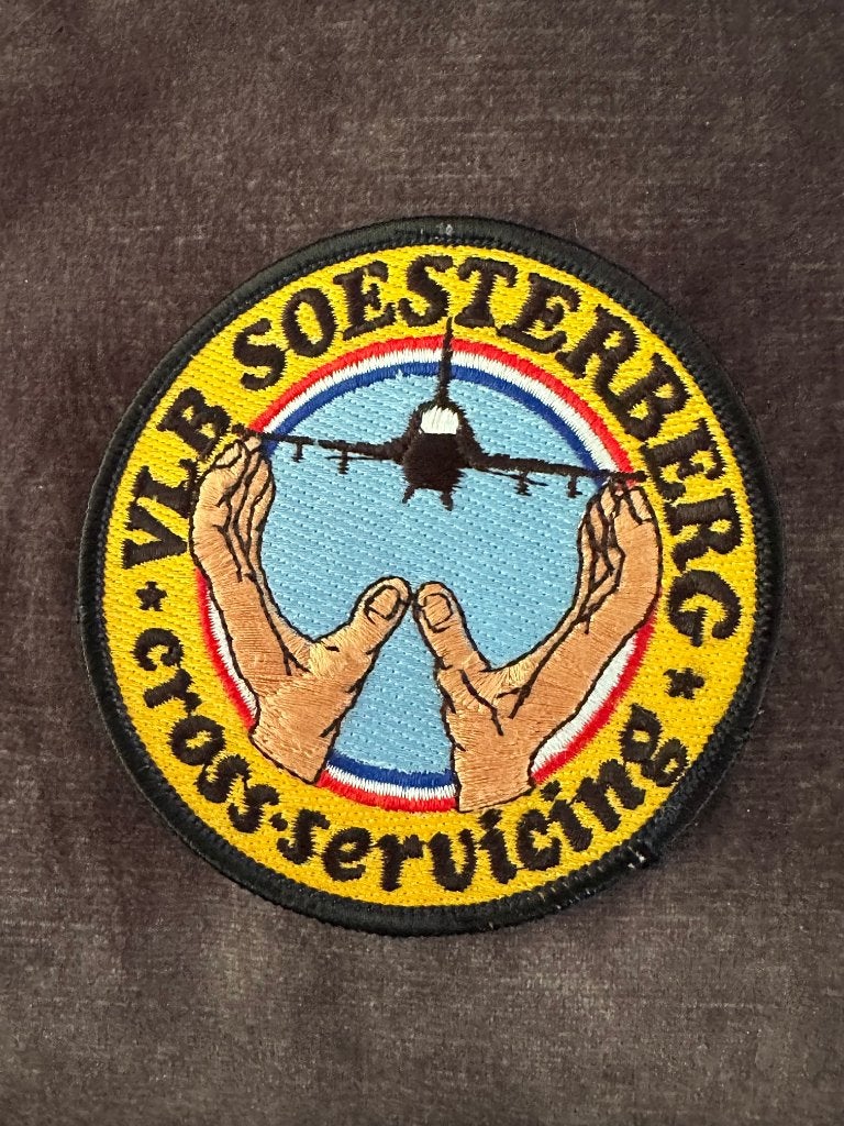 Vlb Soesterberg Cross servicing patch, Ophalen of Verzenden, Gebruikt, Patch, Badge of Embleem