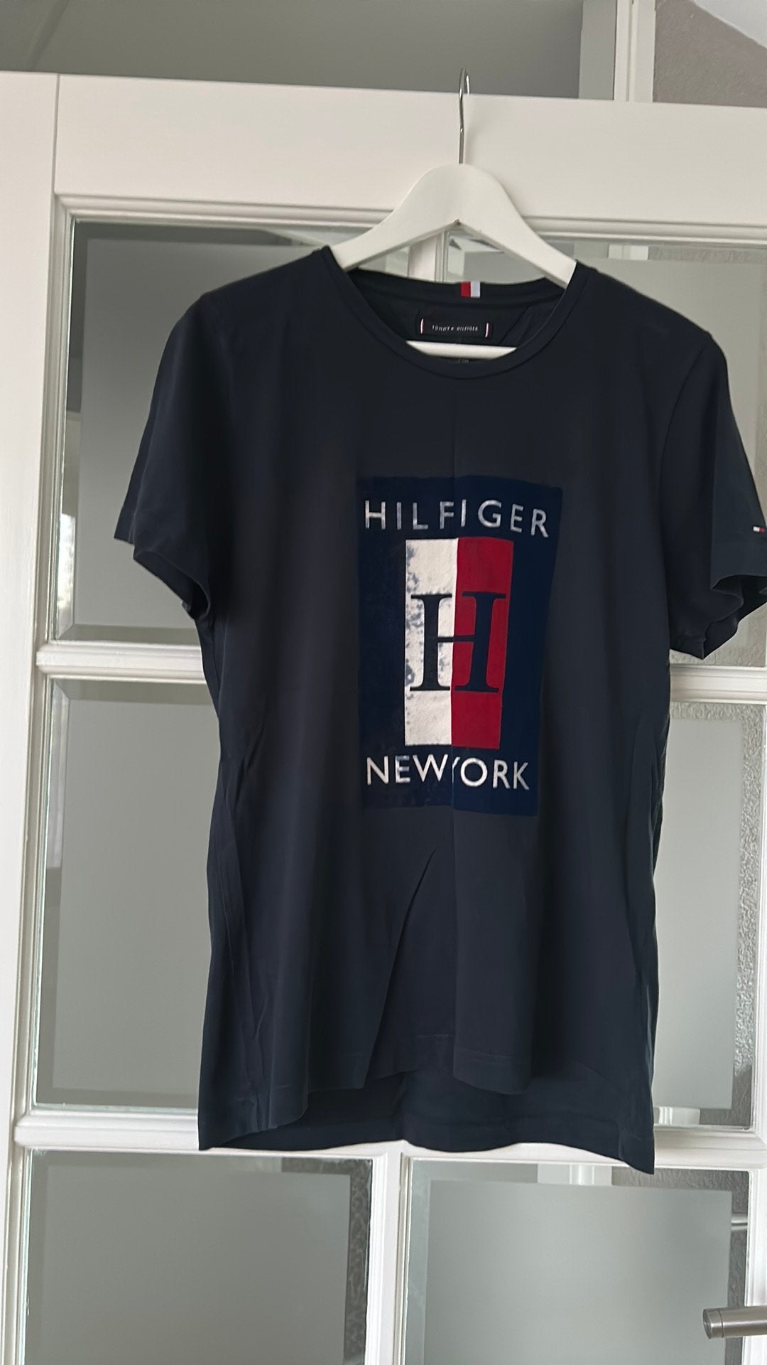 Tommy t shirt, Ophalen, Zo goed als nieuw