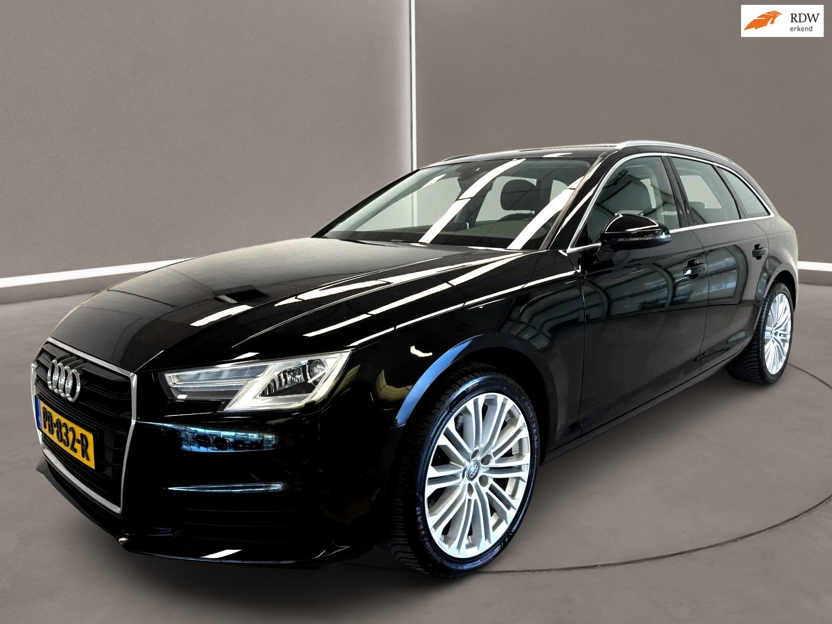 Audi A4 Avant 2.0 TFSI Ultra Spring Advantage 190 Pk Automaa, Stof, Gebruikt, Euro 6, 1984 cc