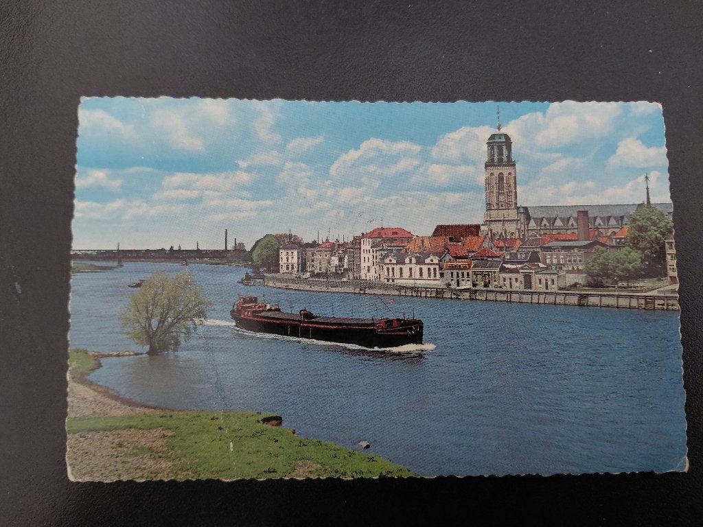 Gezicht op Deventer binnenvaartschip op de IJssel, jaren '50, Verzenden, 1940 tot 1960, Gelopen, Stad of Dorp