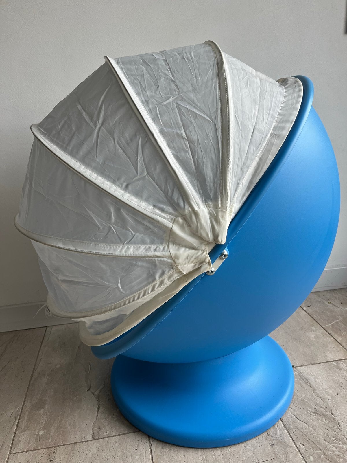 IKEA Lömsk kinderstoel draaibaar met kap, Kinderen en Baby's, Kinderstoelen, Ophalen, Gebruikt, Overige typen