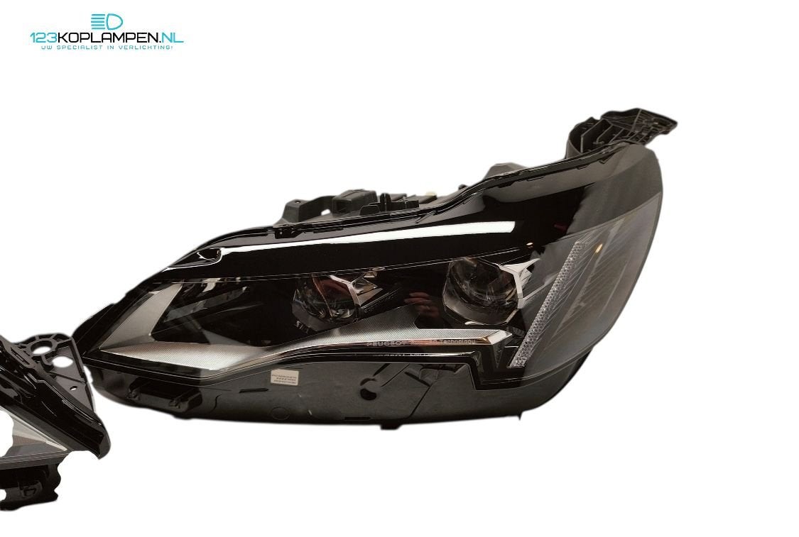 Peugeot 3008 5008 II Facelift koplampen LED, Gebruikt, -, Verzenden, -