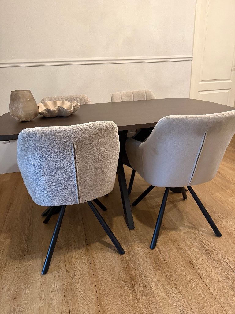 Foto 8 van Deens ovale spinpoot eettafel lengte 1.60  2.10 en 2.40