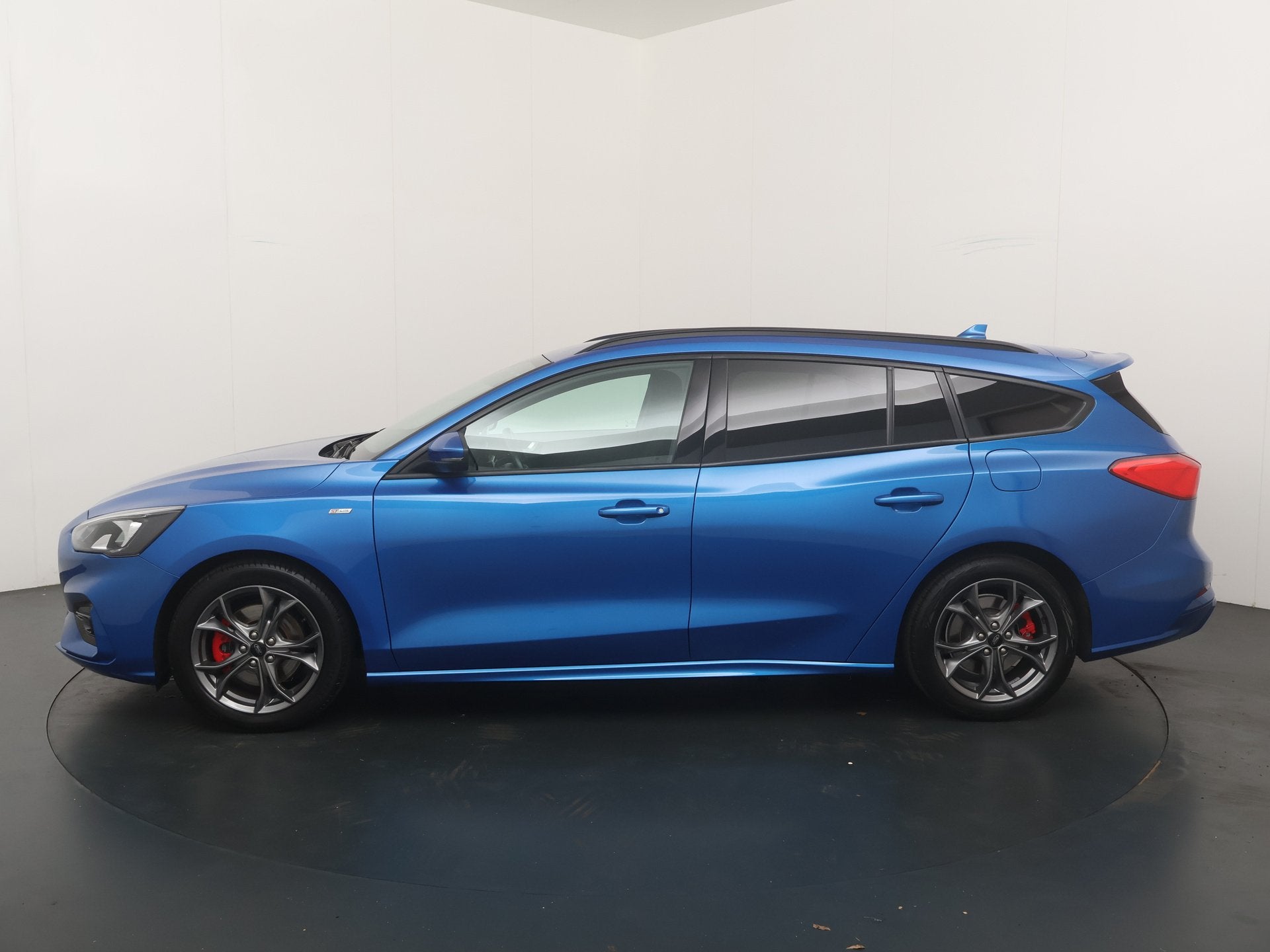 Ford FOCUS Wagon EcoBoost Hybrid 125 pk ST Line X | Camera |, Auto's, 12 maanden, Gebruikt, Blauw, Origineel Nederlands