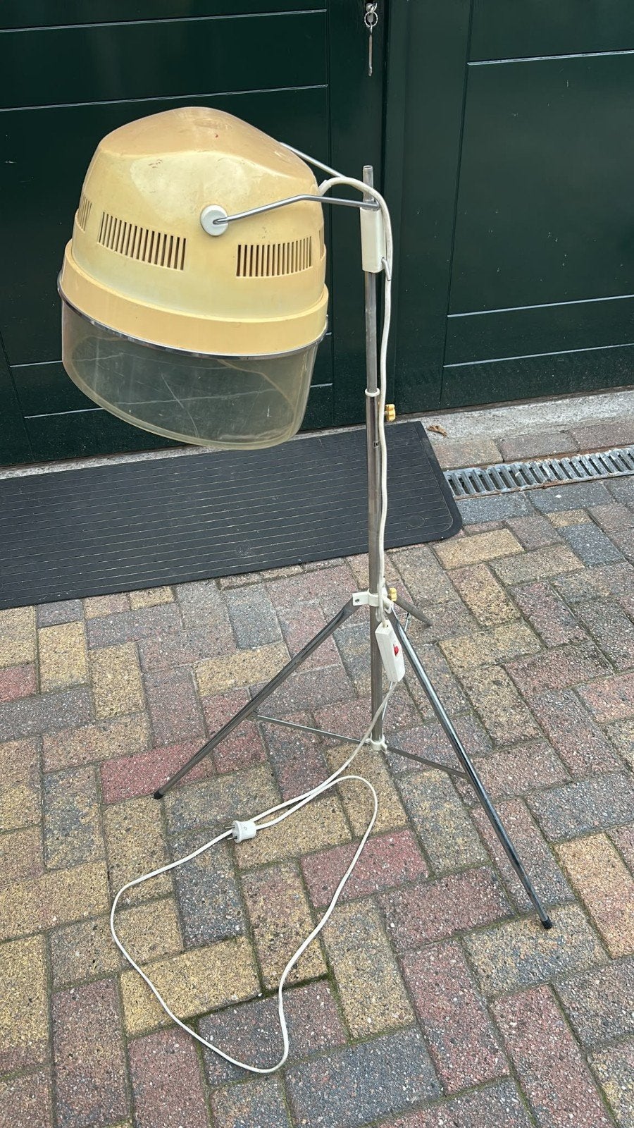 Brocante haardroger, Ophalen