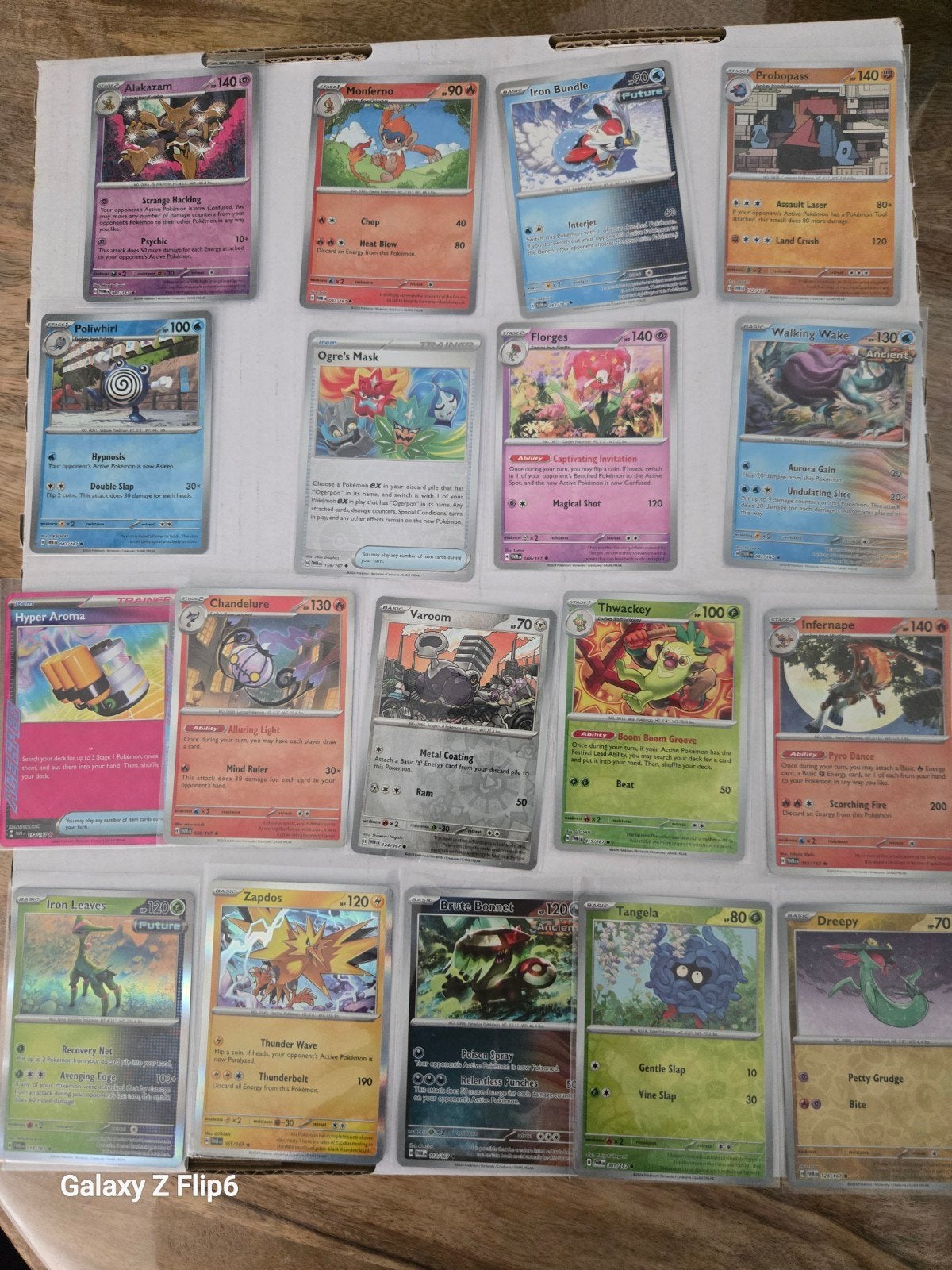 Pokémon Kaarten Collectie - Diverse Zeldzame Kaarten, Ophalen of Verzenden, Gebruikt, Meerdere kaarten, Foil