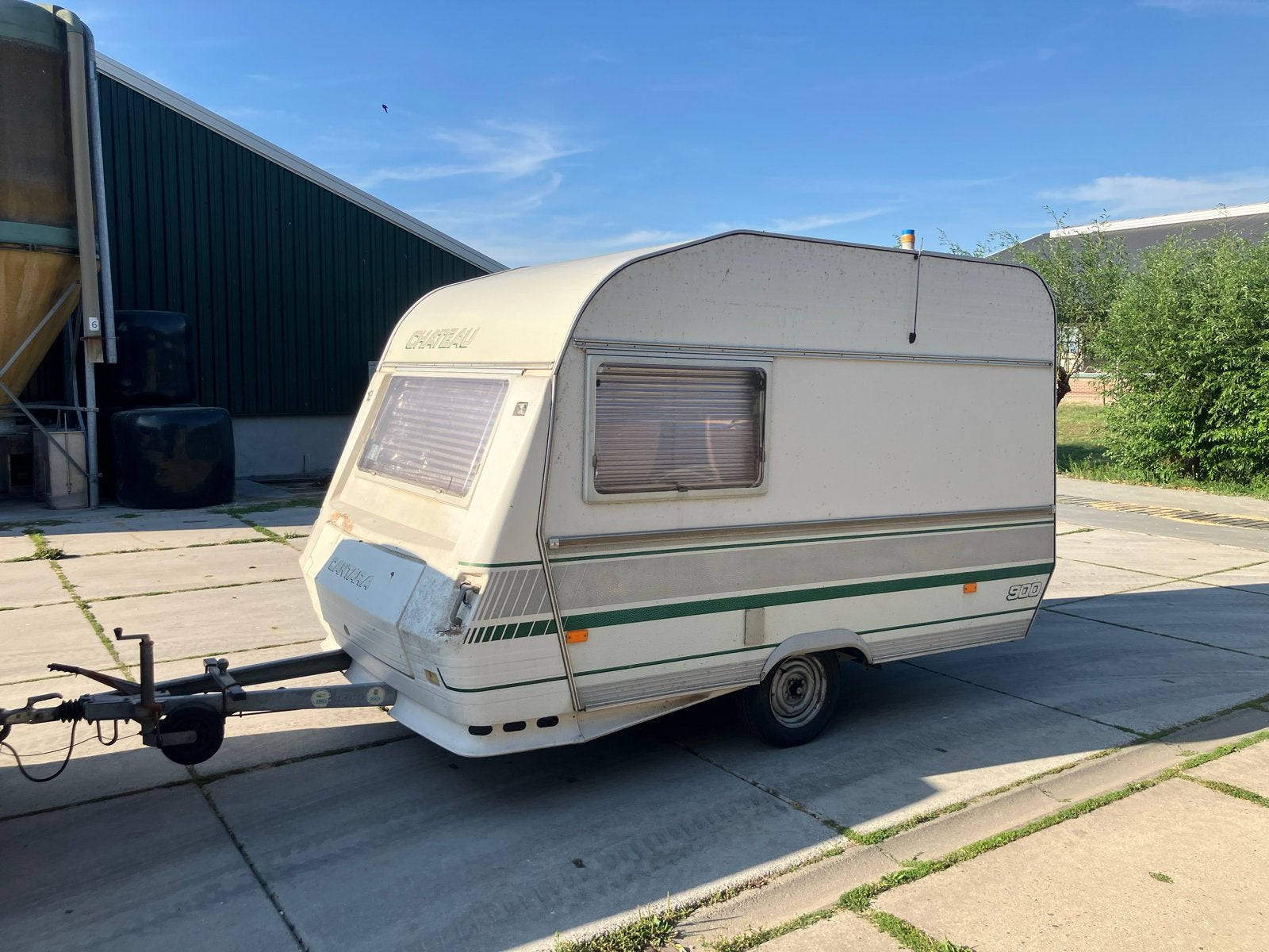 Chateau Cantara 300 - Compacte caravan, Chateau, Koelkast, Tot en met 2, Particulier