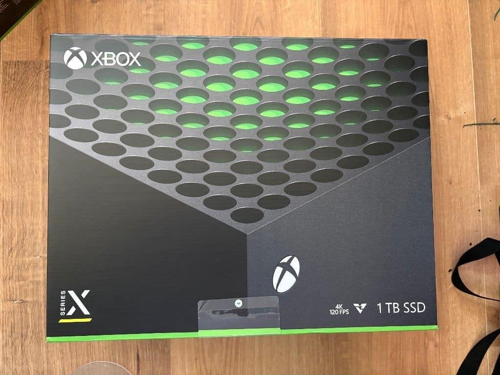 XBOX Series X 1TB SSD + 1 controller + 3 games, Ophalen of Verzenden, Zo goed als nieuw, Xbox Series X