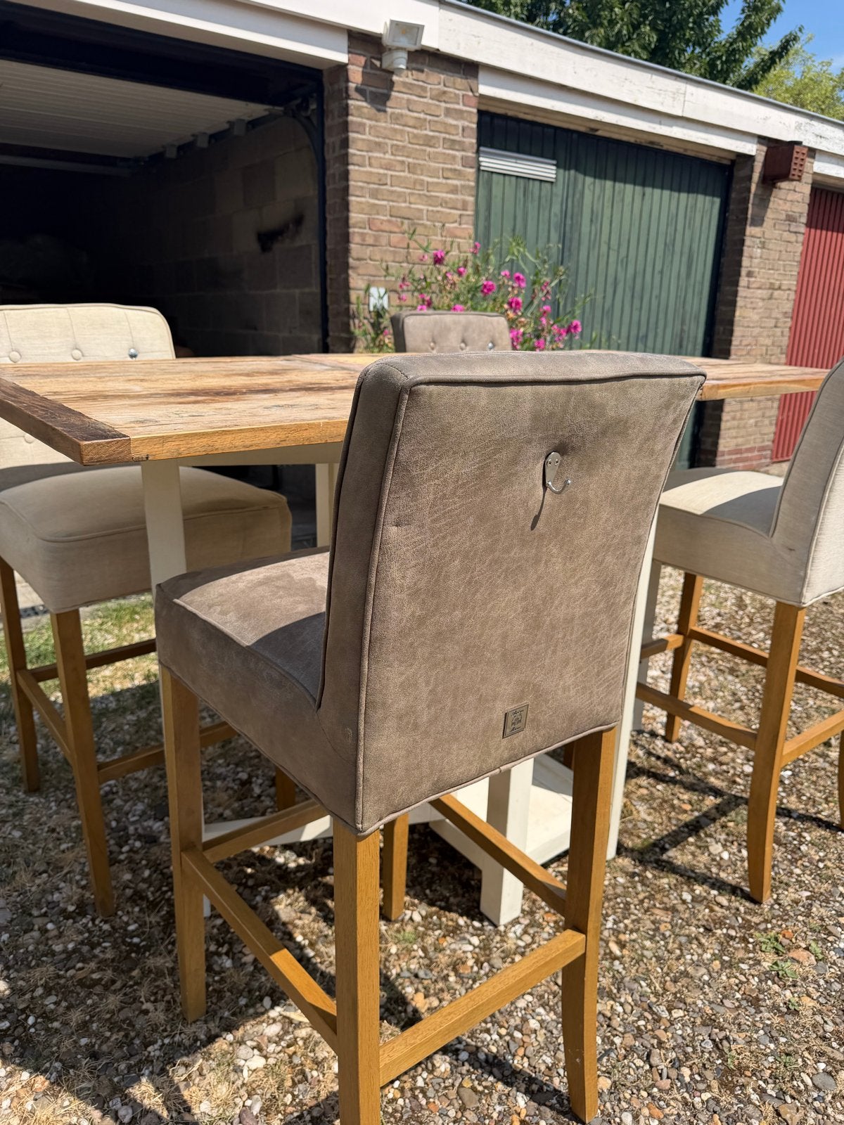 Hoge eettafel met 4 barkrukken Riviera Maison, Huis en Inrichting, Ophalen, Gebruikt, 90 cm of meer, 4 krukken