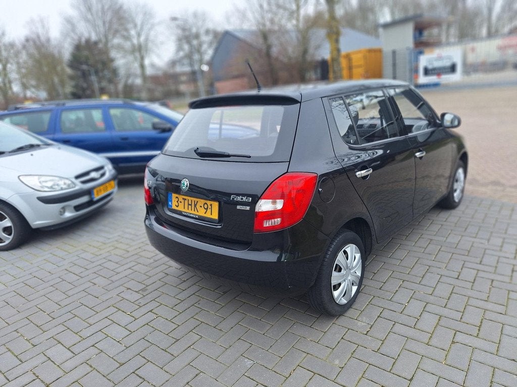 Skoda Fabia 1.2 Arctic / Leuke auto / APK oktober 2026, Voorwielaandrijving, Euro 5, 540 kg, 1198 cc
