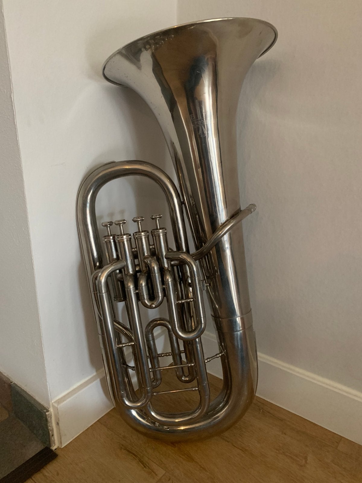 Bohm & Meinl Euphonium, 4 ventiels, beker 29 cm, verzilverd., Ophalen, Gebruikt, Euphonium of Tenortuba, Met koffer of draagtas