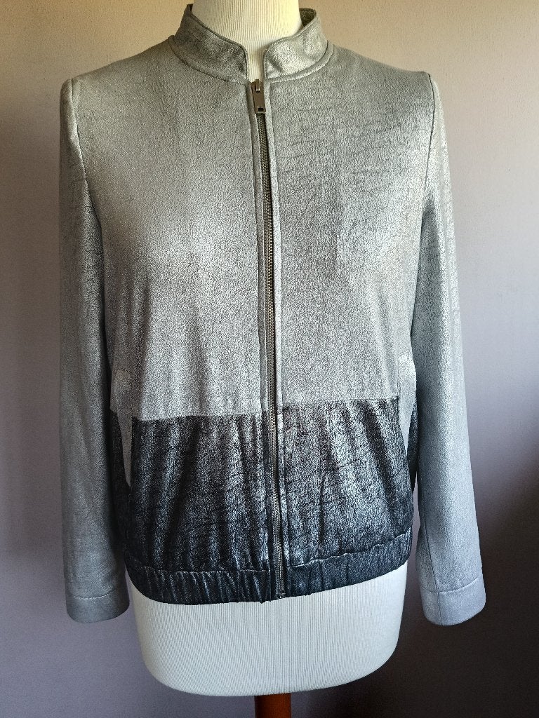 Nieuw apart grijs/zilver stretch jasje van Expresso, maat 34, Expresso, Nieuw, Ophalen of Verzenden, Jasje
