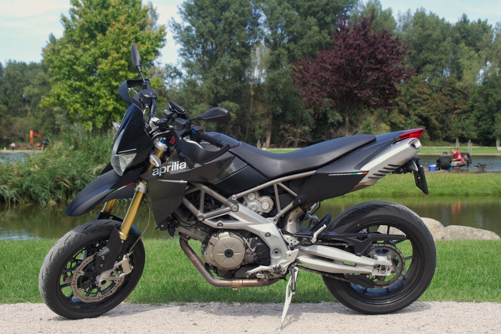 Aprilia dorsoduro 750 - recent onderhoud!, Motoren, Motoren | Yamaha, 750 cc, Handvatverwarming, Occasion, 4 cilinders