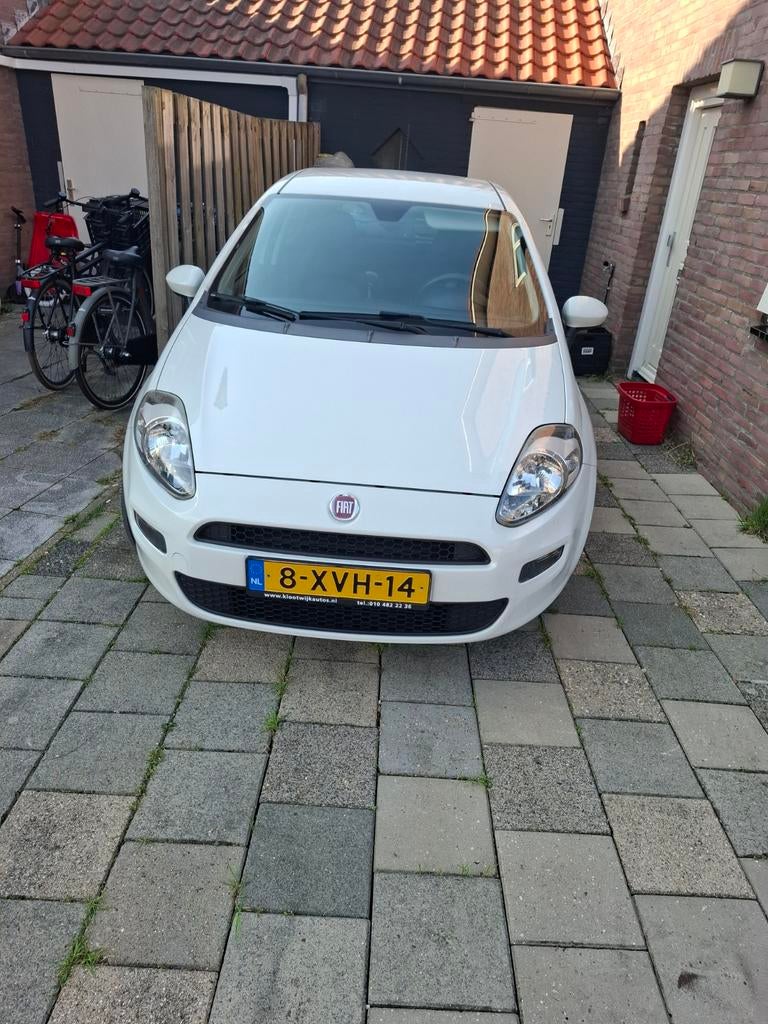 Fiat Punto 0.9 Twinair 74KW 5DR 2014 Wit, Auto's, Voorwielaandrijving, 100 pk, Origineel Nederlands, Handgeschakeld