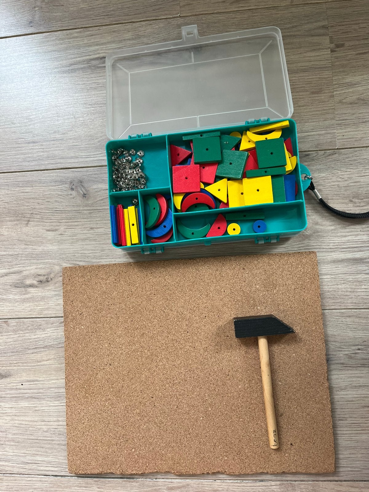 Hamer en Spijker Speelgoed Set - Creatief Knutselen, Ophalen of Verzenden, Gebruikt, Knutselen