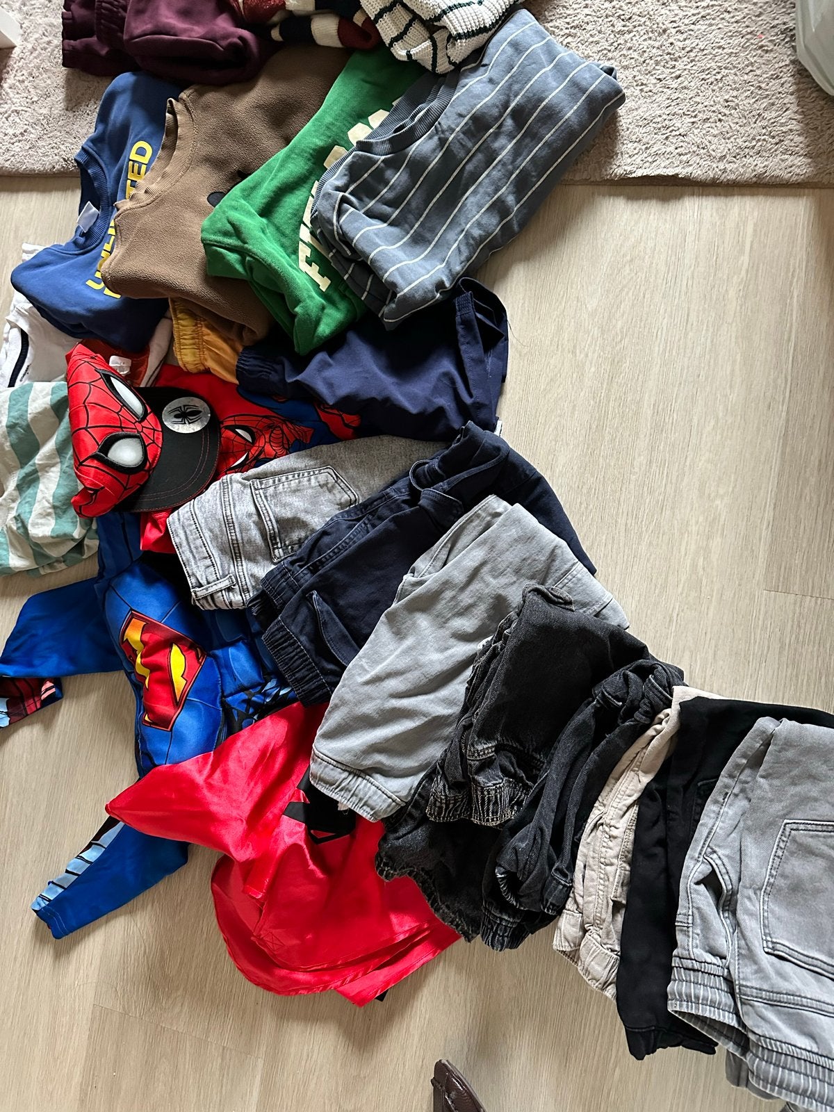 Kledingbundel Jongen Maat 116 - Zara & H&M Mix, Ophalen of Verzenden, Gebruikt, Jongen, Broek