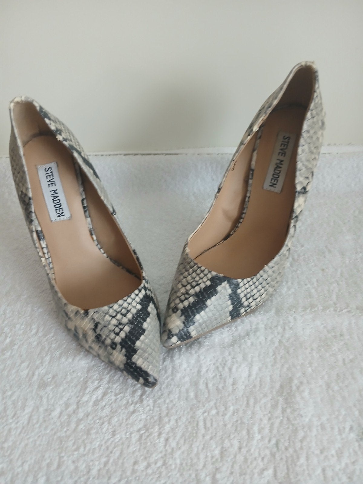 Steve Madden pumps, Ophalen of Verzenden, Zo goed als nieuw, Zwart