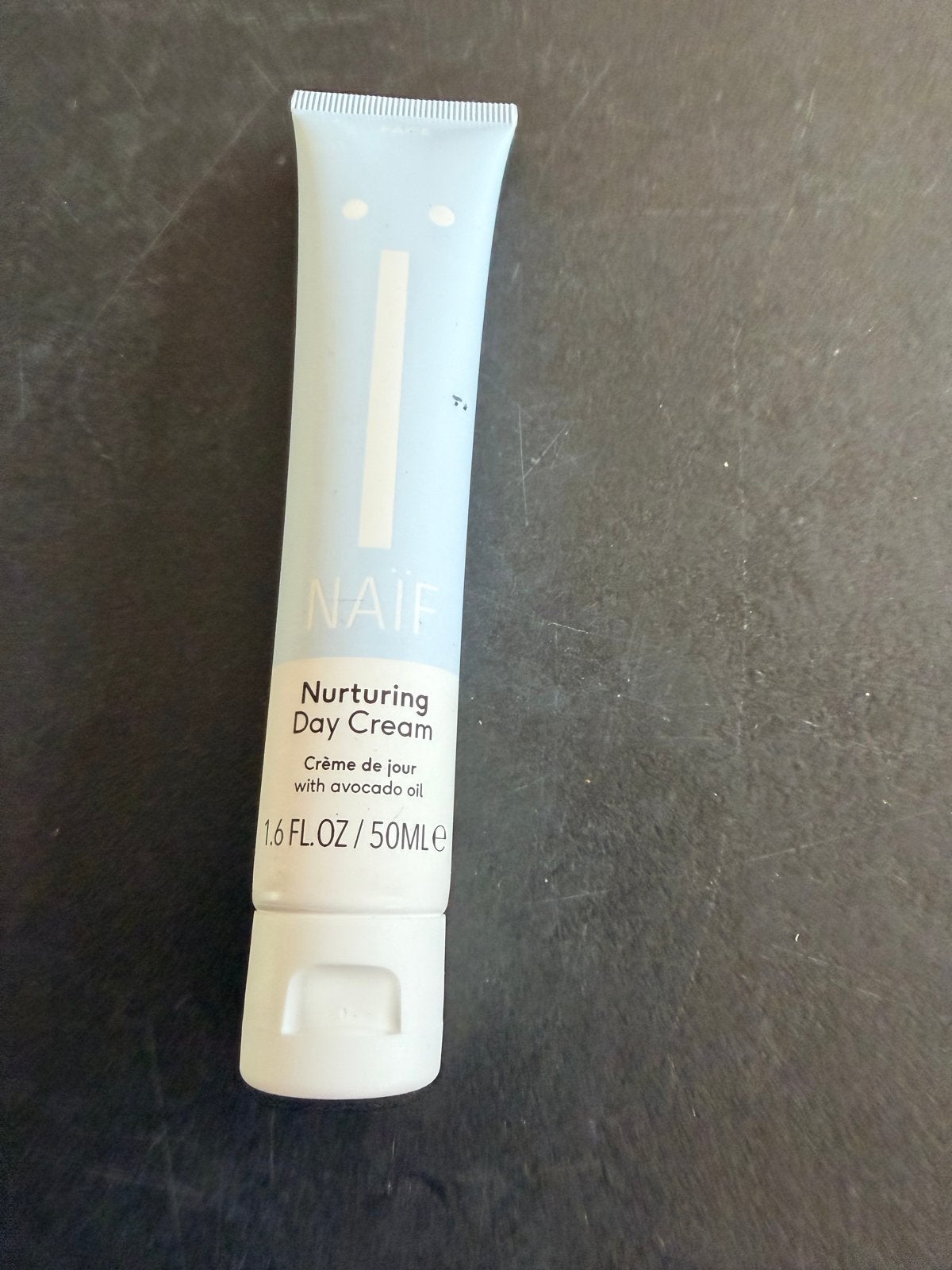 Naïf Nurturing Dagcrème met Avocado Olie 50ml, Ophalen of Verzenden, Nieuw, Gehele gezicht, Verzorging
