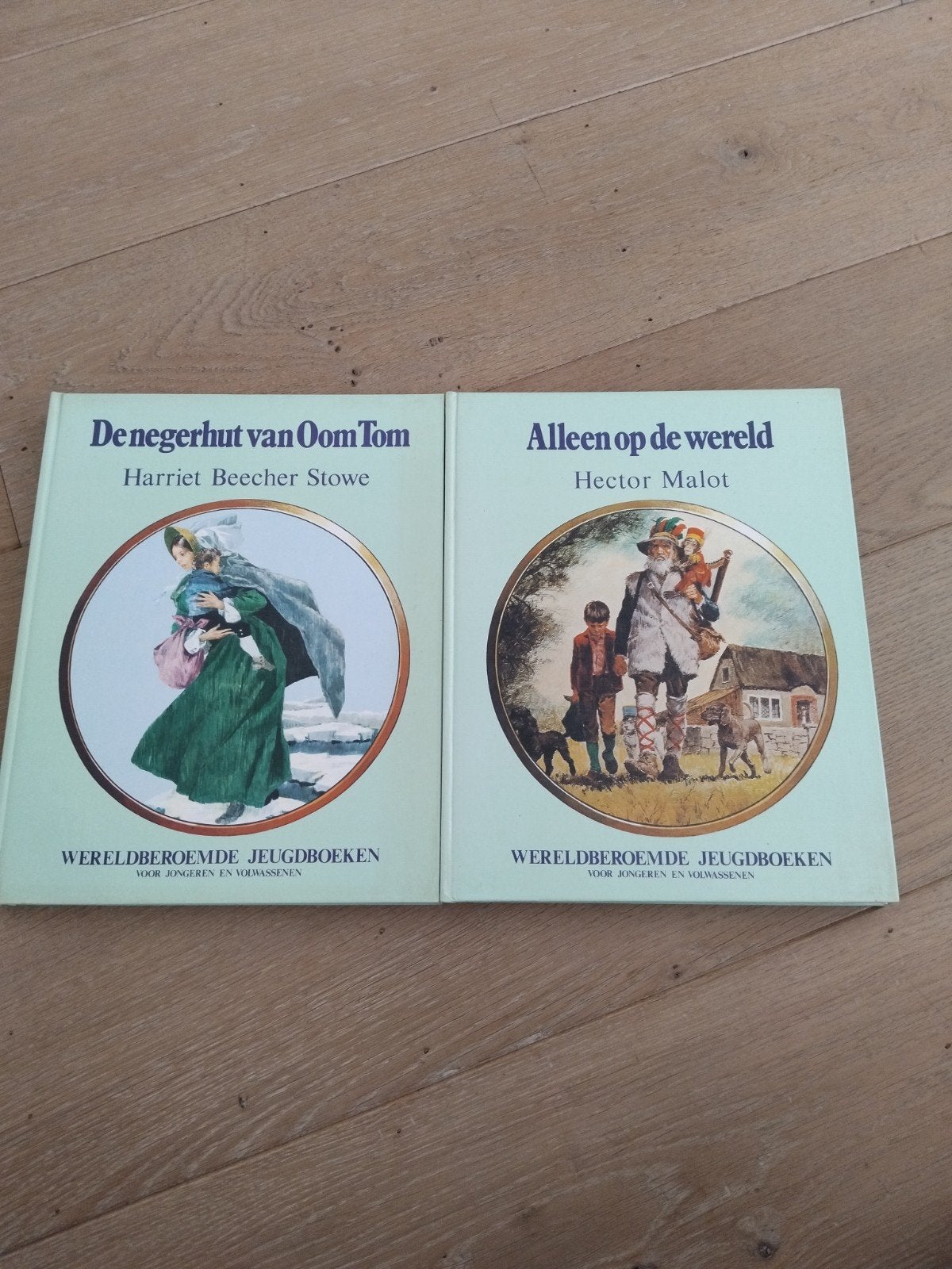 Jeugdboeken: De negerhut van Oom Tom & Alleen, Boeken, Ophalen of Verzenden, Gelezen