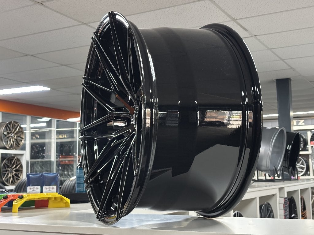 YANAR YF.01 FORGED VELGEN BMW M3 M4 G80 G81 G82 G83 20/21'', Nieuw, Personenwagen, Zomerbanden, Velg(en)