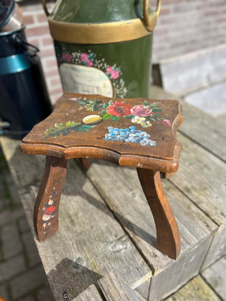 Antiek beschilderd houten krukje folk art bloemen, D, Ophalen of Verzenden, Zo goed als nieuw, Hout