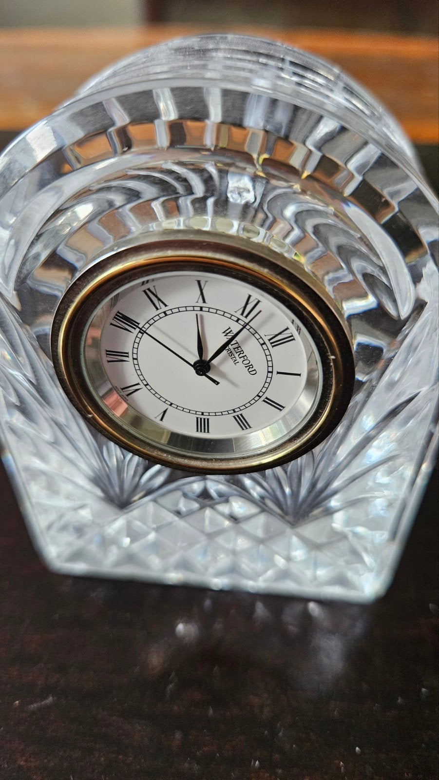 Waterford Crystal Klokje, Ophalen