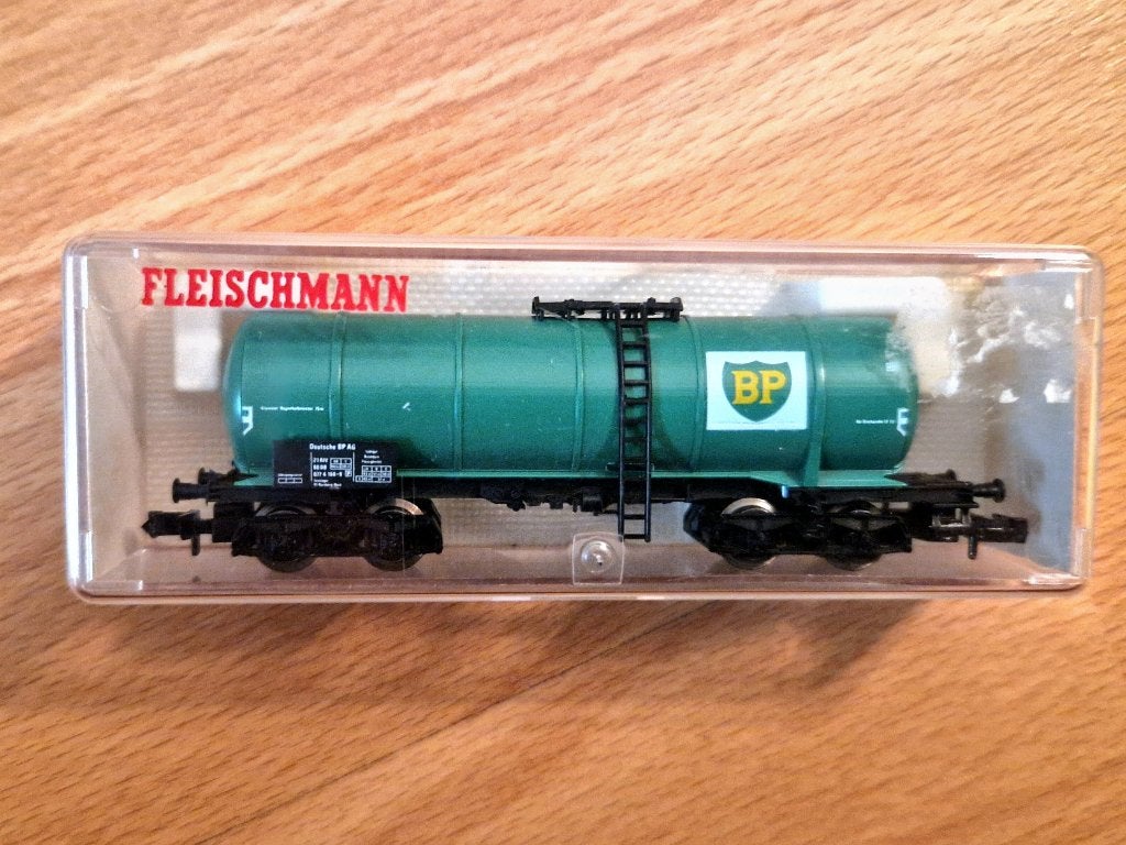 N-spoor Fleischmann Piccolo 8482 tankwagon/ketelwagen BP, DB, Hobby en Vrije tijd, Modeltreinen | N-Spoor, Wagon, Ophalen of Verzenden