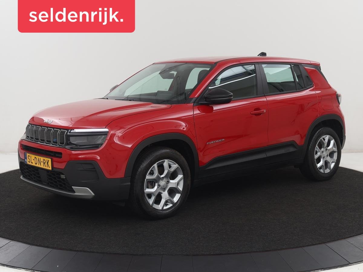 Jeep Avenger 54 kWh | SOH 94,2% | 3 Fase | Stoelverwarming |, Auto's, Stof, Gebruikt, 334 min, 156 pk