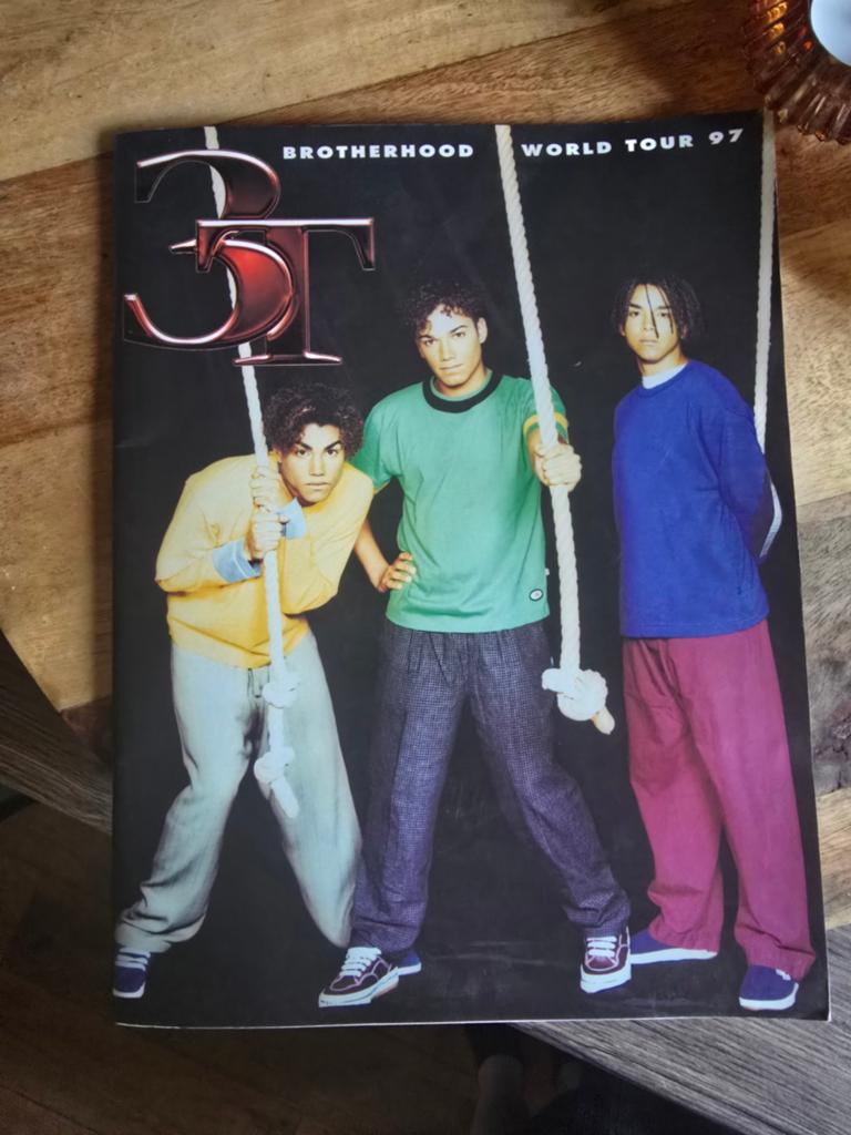 programmaboekje van de "Brotherhood World Tour '97"- 3T, Ophalen of Verzenden, Gelezen, Artiest