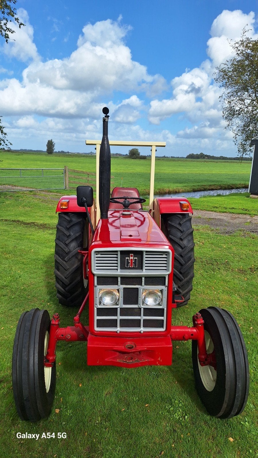 international 453 tractor zeer mooi, Ophalen, Gebruikt, Tot 2500, Case IH
