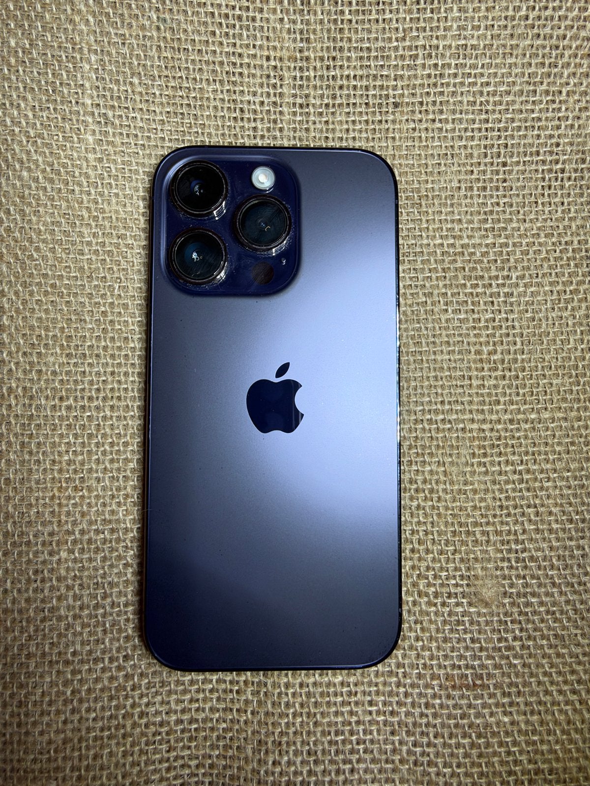 iPhone 14 Pro 256GB Dieppaars Er zit een screenprotector op