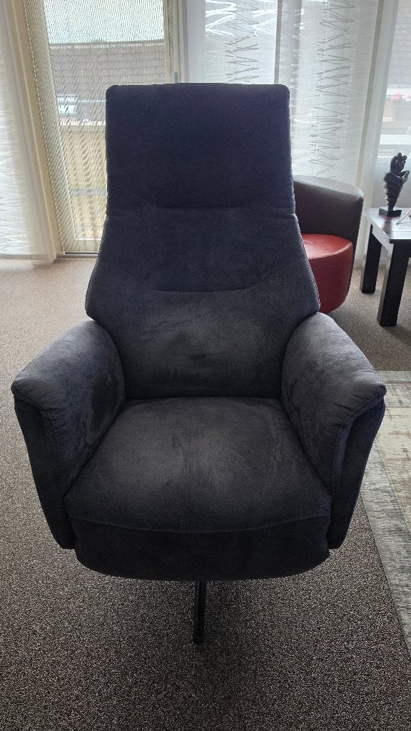 Montel relaxfauteuil met accu, Huis en Inrichting, Fauteuils, Ophalen, Overige materialen, Minder dan 75 cm, Zo goed als nieuw