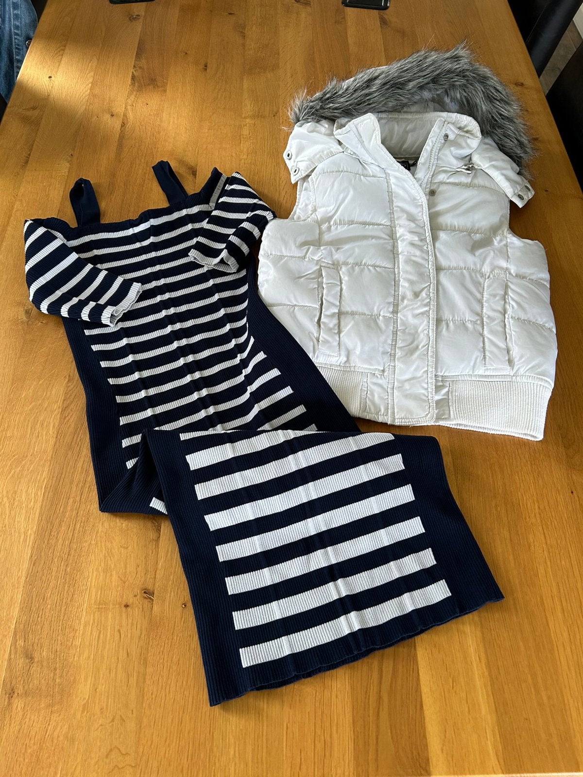 Winterjurk met witte bodywarmer, maat 158, Verzenden, Zo goed als nieuw