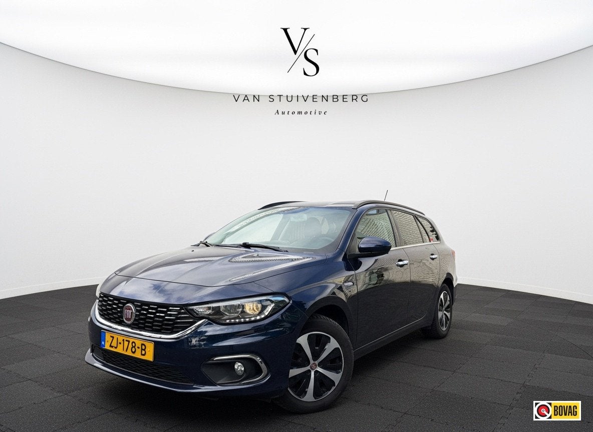 Fiat Tipo Stationwagon 1.6 16v Business Lusso CRUISE TREKHAA, Auto's, Gebruikt, 4 cilinders, Blauw, Tipo
