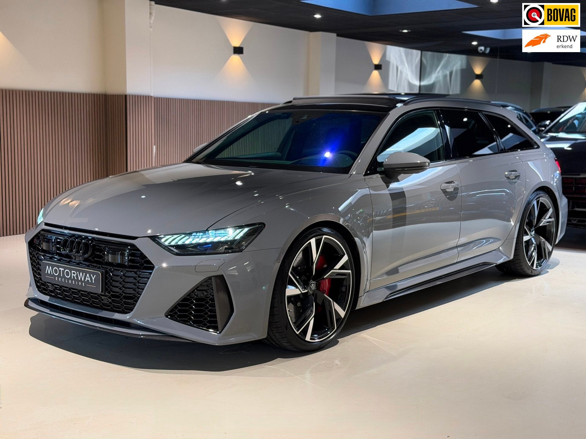 Audi RS6 Avant 4.0 TFSI quattro 600PK |Dyn+|Pano|Ceramic|360, Auto's, Automaat, Gebruikt, RS6, Leder
