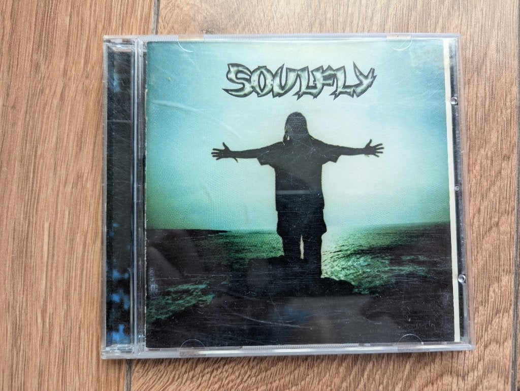 Soulfly - Soulfly CD, Gebruikt, Hardrock, Inclusief doosje, Ophalen of Verzenden