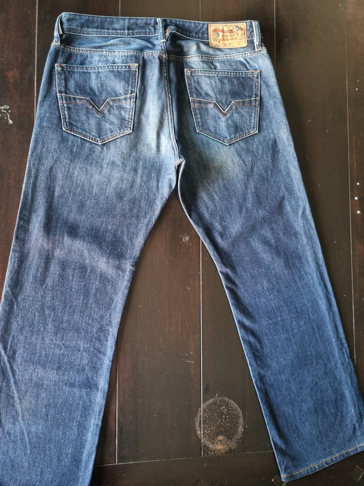 ZGAN CLASSIC DIESEL LARKEE REGULAR STRAIGHT JEANS SIZE 34/30, Kleding | Heren, Diesel, Blauw, Ophalen of Verzenden, Zo goed als nieuw