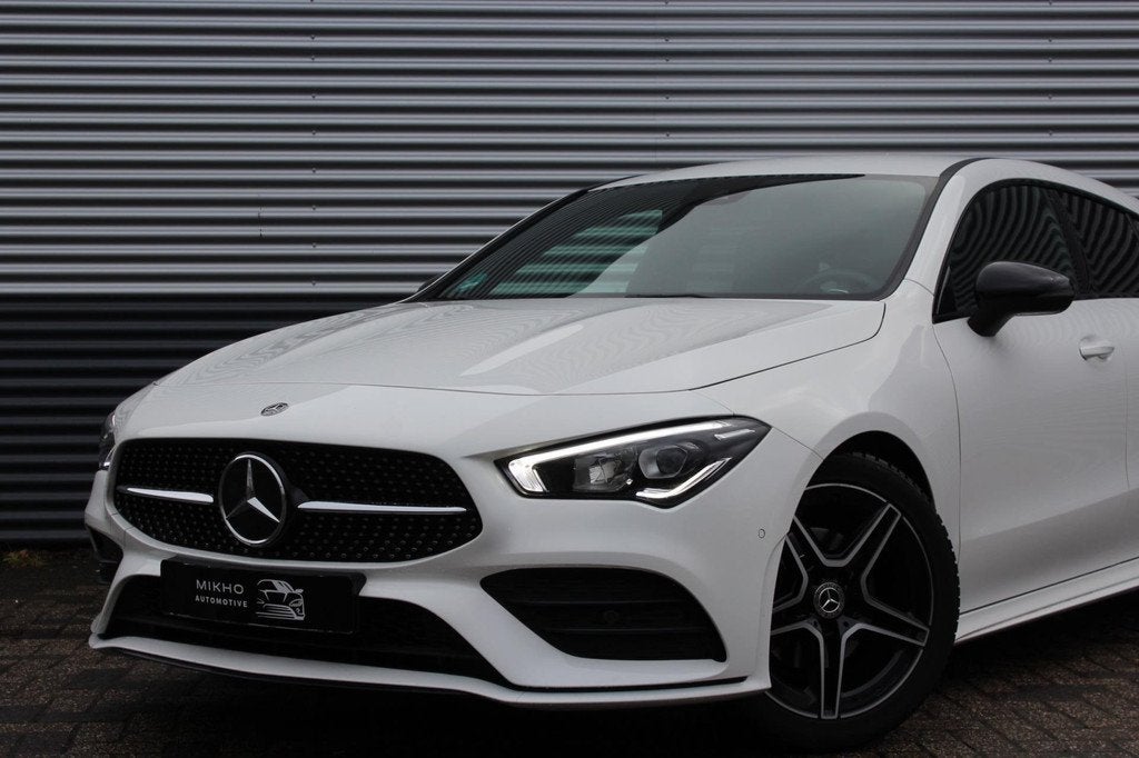 Mercedes-Benz CLA-klasse Shooting Brake 180 AMG | Sfeerverli, Auto's, Mercedes-Benz, CLA, 136 pk, Gebruikt, 4 cilinders