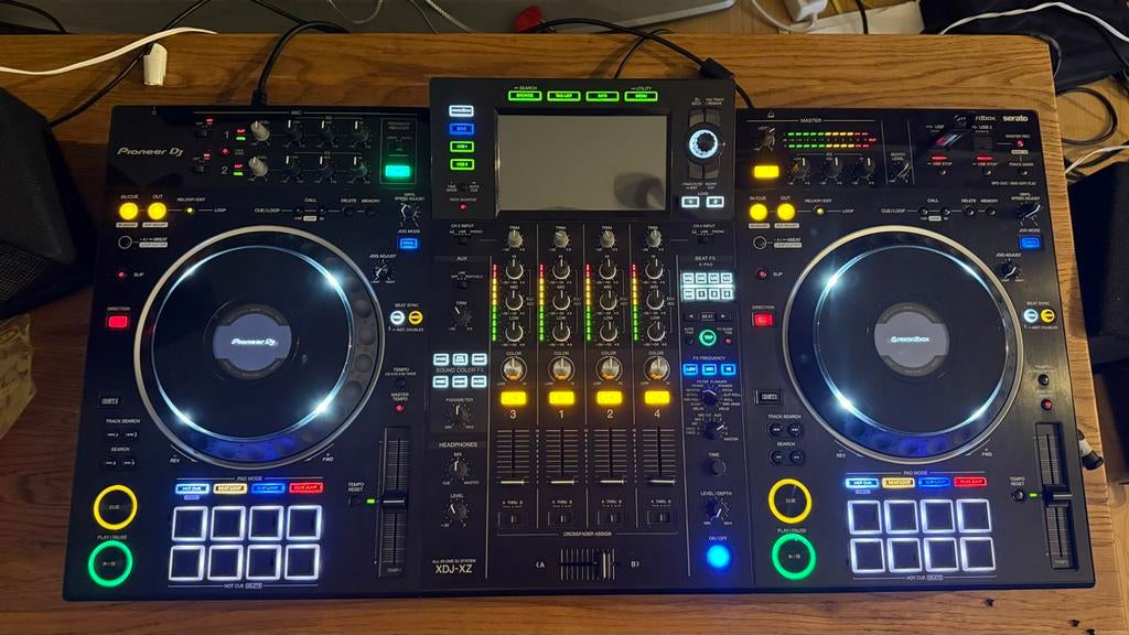 Pioneer XDJ-XZ met flightcase, Muziek en Instrumenten, Dj-sets en Draaitafels, Ophalen, Zo goed als nieuw, Dj-set, Pioneer