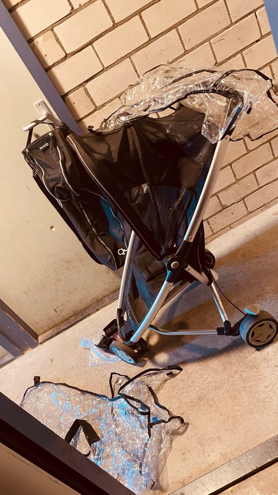 Quinny Zapp kinderwagen met regenhoes en adapters, Ophalen, Gebruikt, Kinderwagen, Quinny