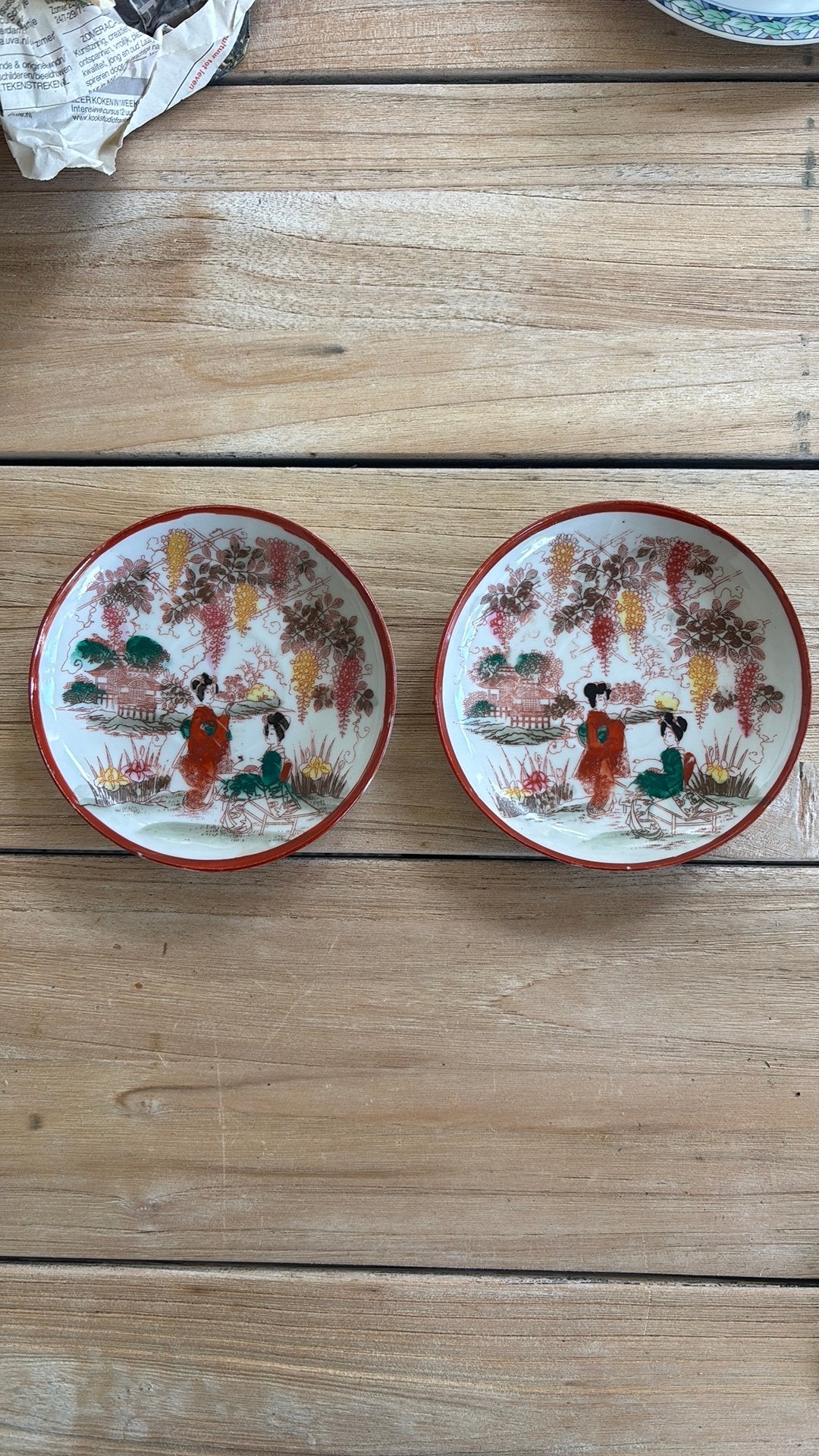 Set van 2 Vintage Japanse Schoteltjes met Geisha Decoratie, Ophalen