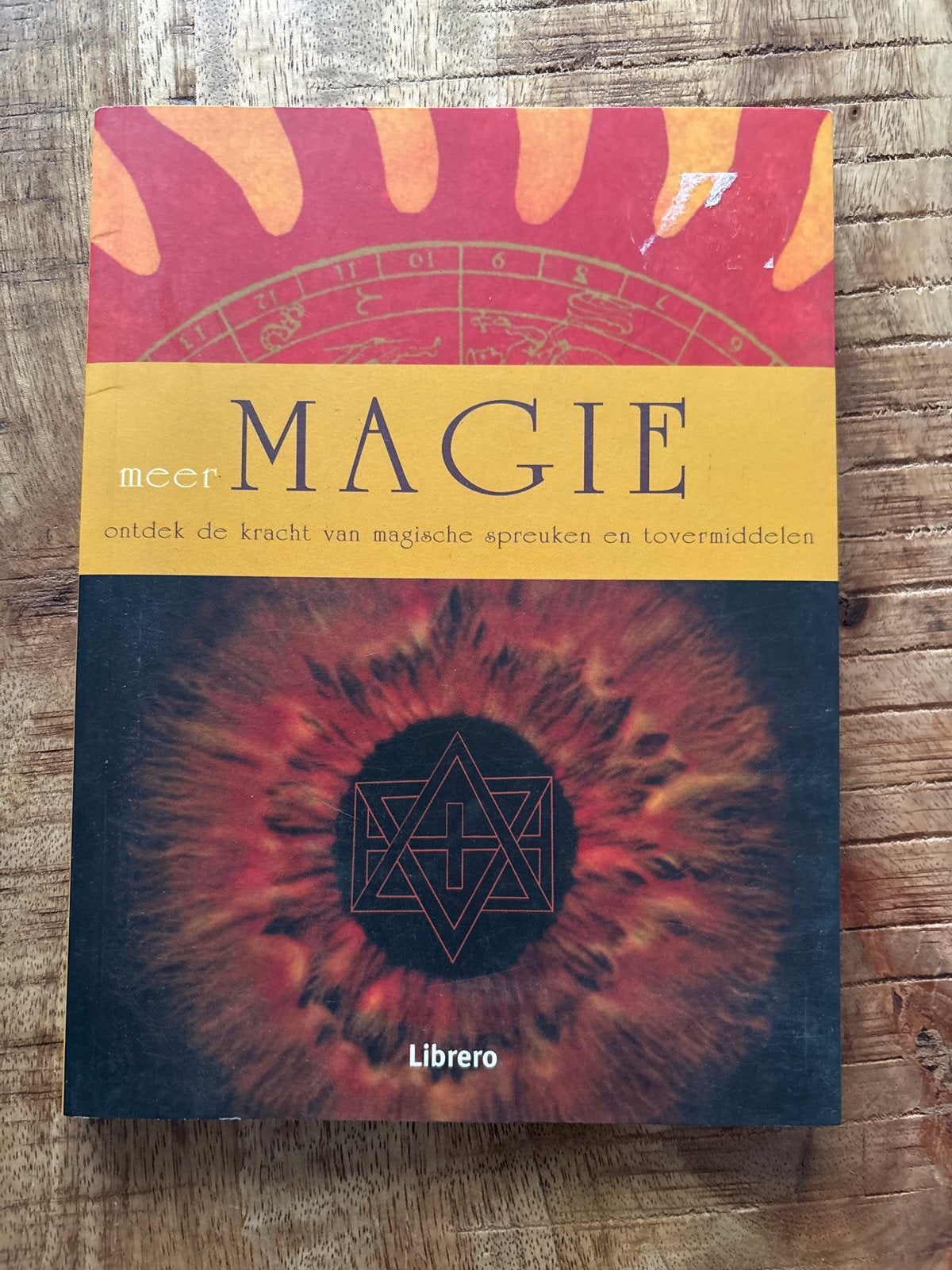 Meer Magie: Ontdek de kracht van magische spreuken, Ophalen of Verzenden, Gelezen, Spiritualiteit algemeen, Instructieboek